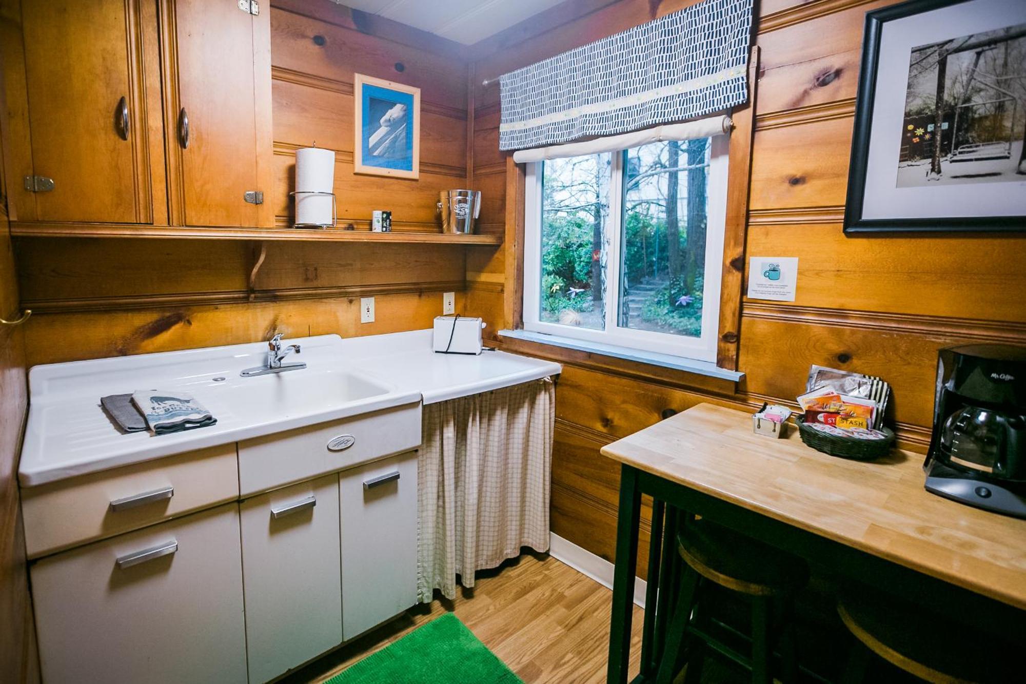 Outside Inn ネバダシティ 部屋 写真